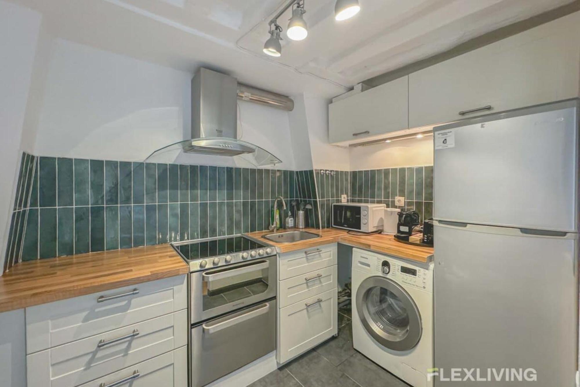 Flexliving - Whole Flat - Lune Appartamento Parigi